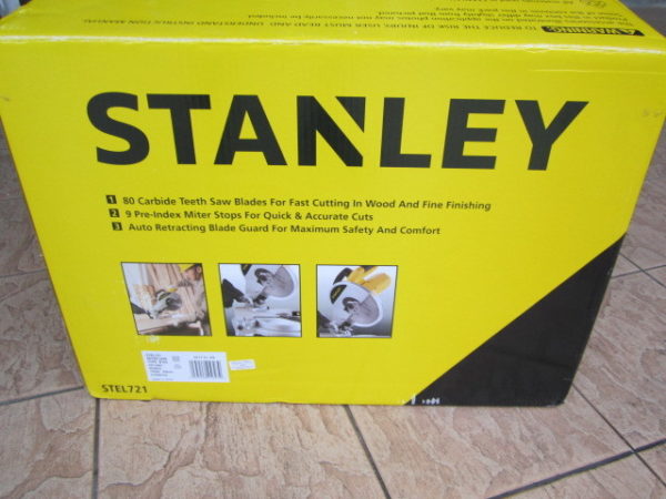 PAK Stanley 1500 Watt 254mm Compound Miter Saw 11