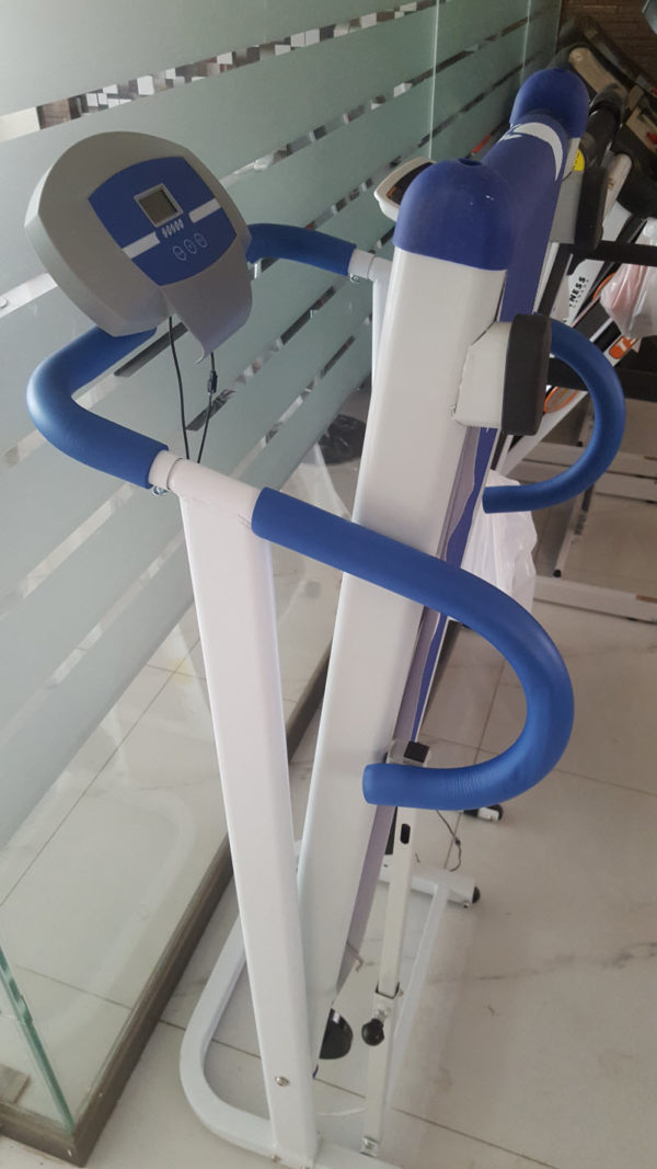 PK Manual Treadmill 901 Blue and White in PAKISTAN